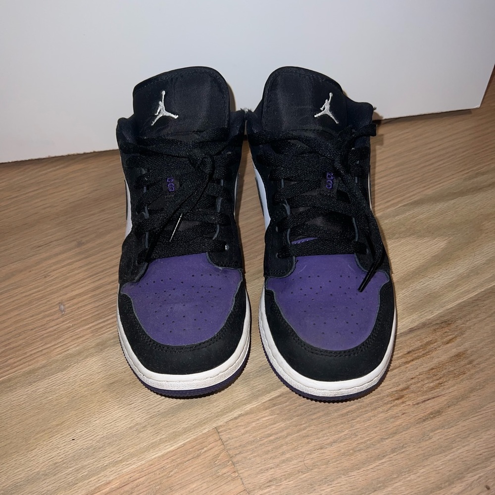 Suede Jordan 1 Lows